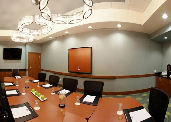 Springhill Suites By Marriott Las Vegas Convention Center